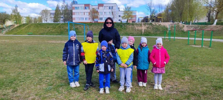 Экскурсия на школьный стадион