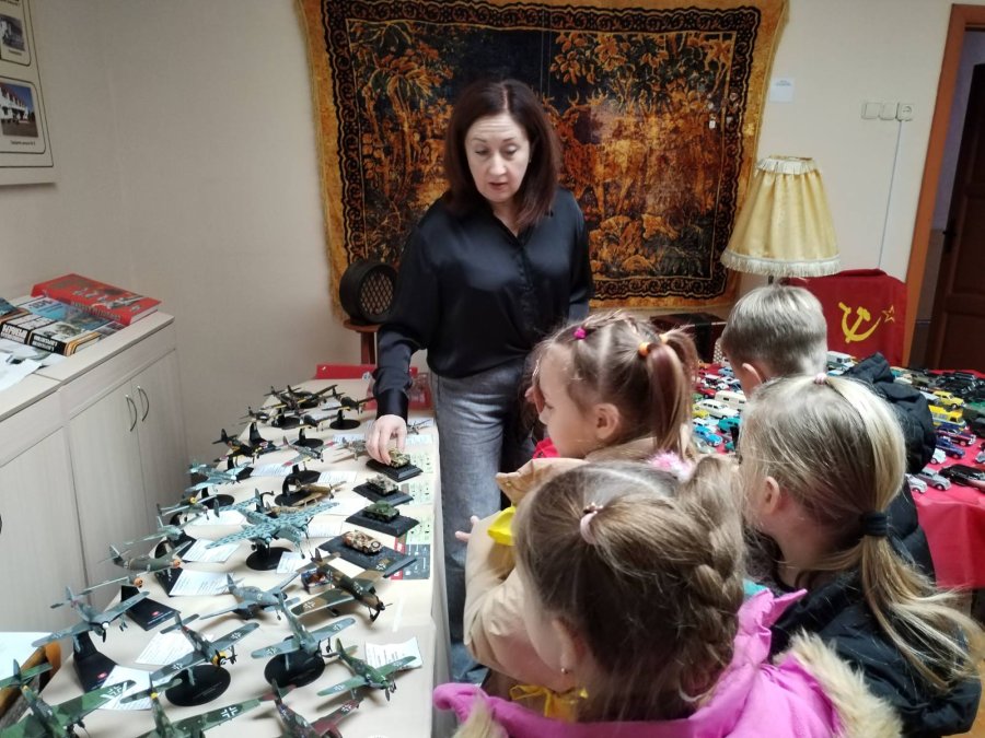 Экскурсия в народный краеведческий музей 