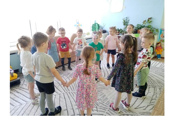 Гульня-расказванне забаўлянкі 