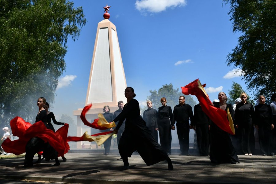 Митинг-реквием в д. Шауличи